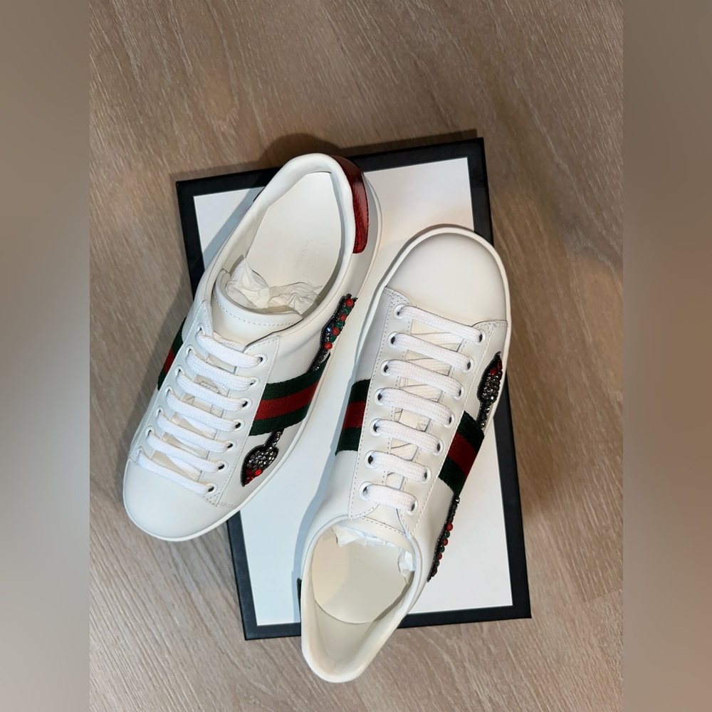 Gucci sneakers